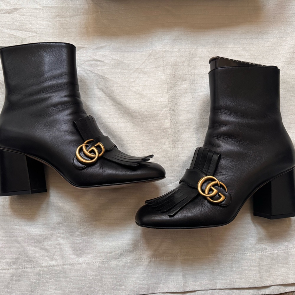Gucci Marmont Black Calfskin Fringe Ankle Boots Gold GG EU 39.5 / US 9.5 Box - Picture 11 of 15